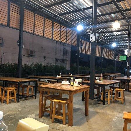 Che Tum Restaurant